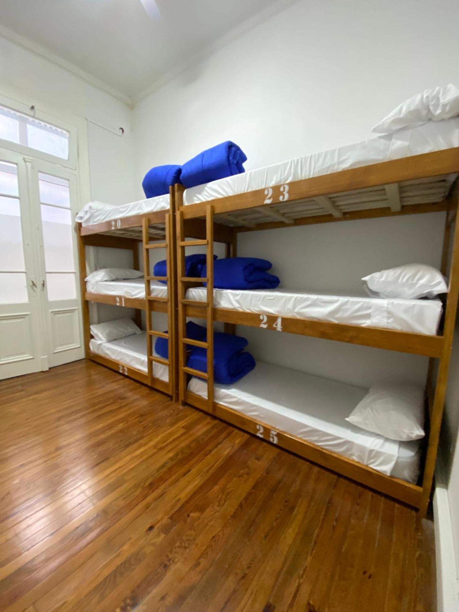 Hostel Miraflores بوينس آيرس المظهر الخارجي الصورة