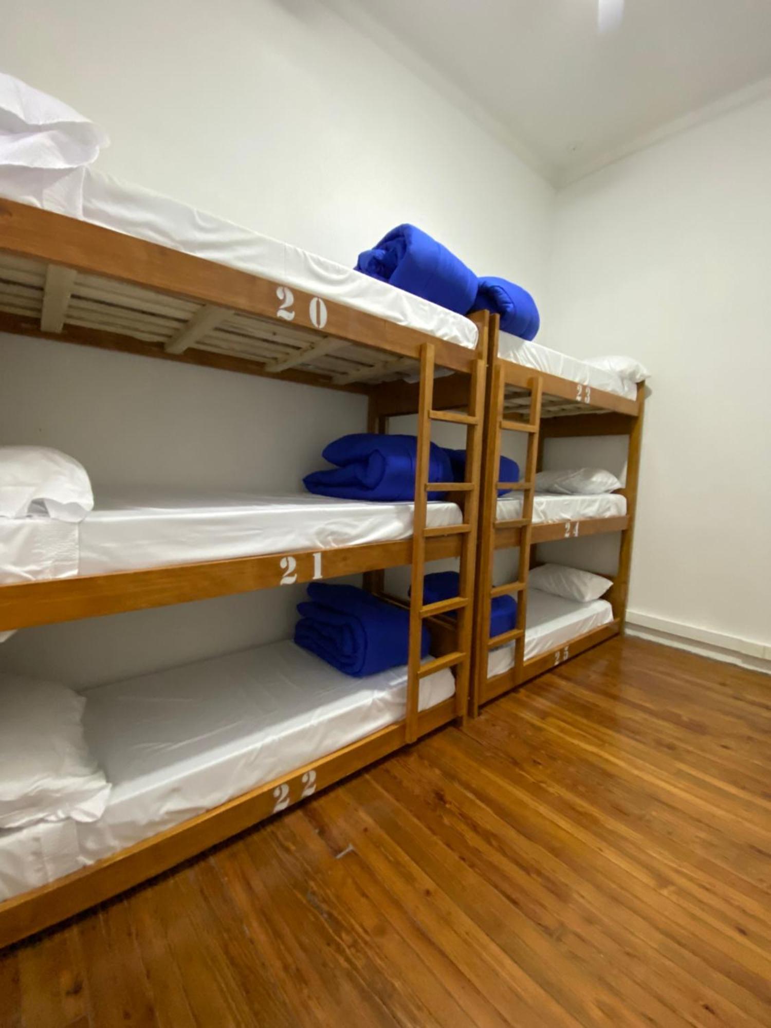 Hostel Miraflores بوينس آيرس المظهر الخارجي الصورة