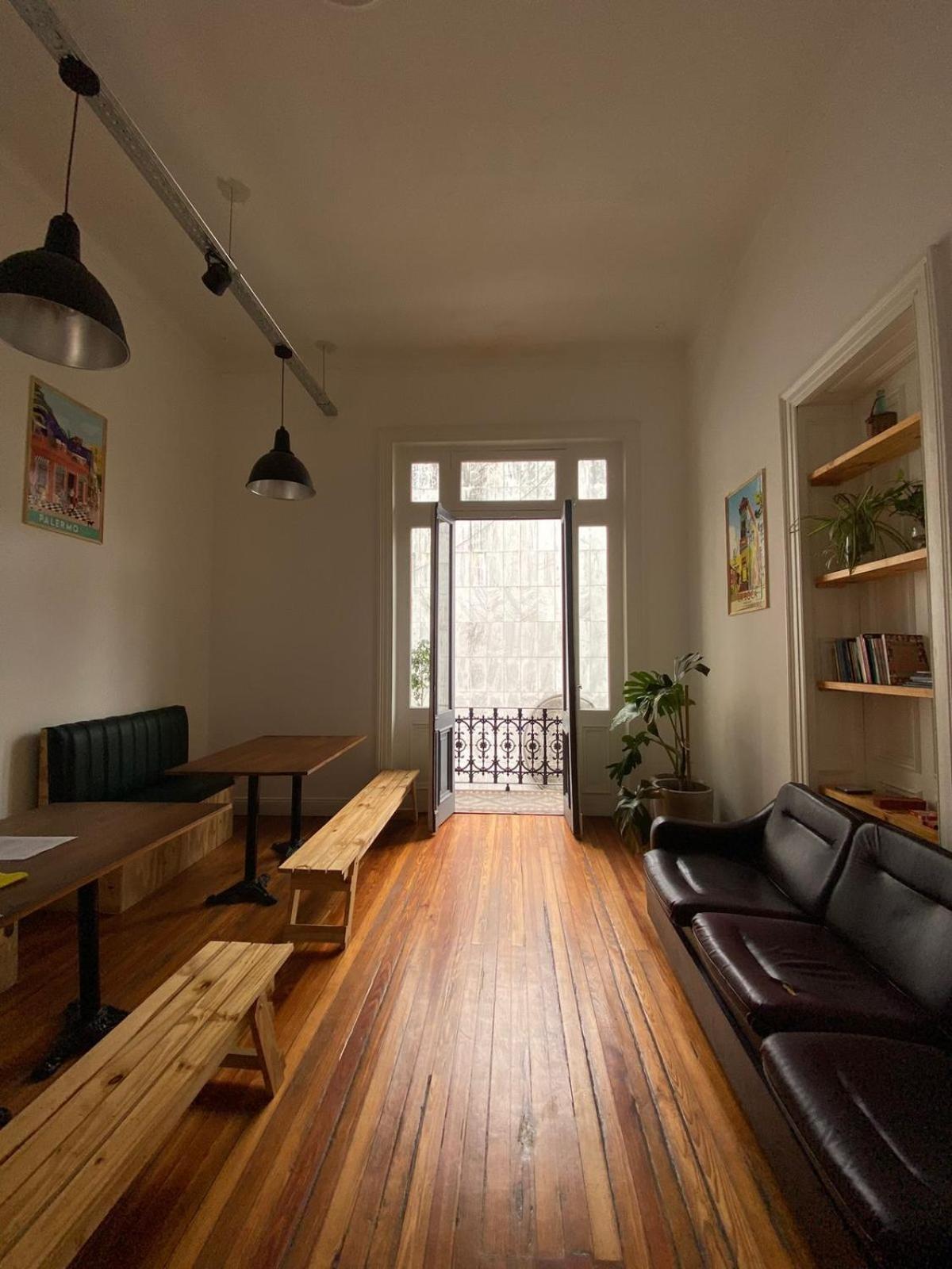 Hostel Miraflores بوينس آيرس المظهر الخارجي الصورة